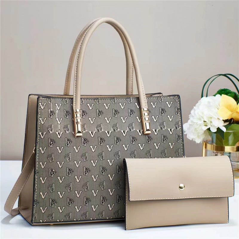 Women's Pu Leather Printing Letter Vintage Style Classic Style Square Zipper Bag Sets Tote Bag